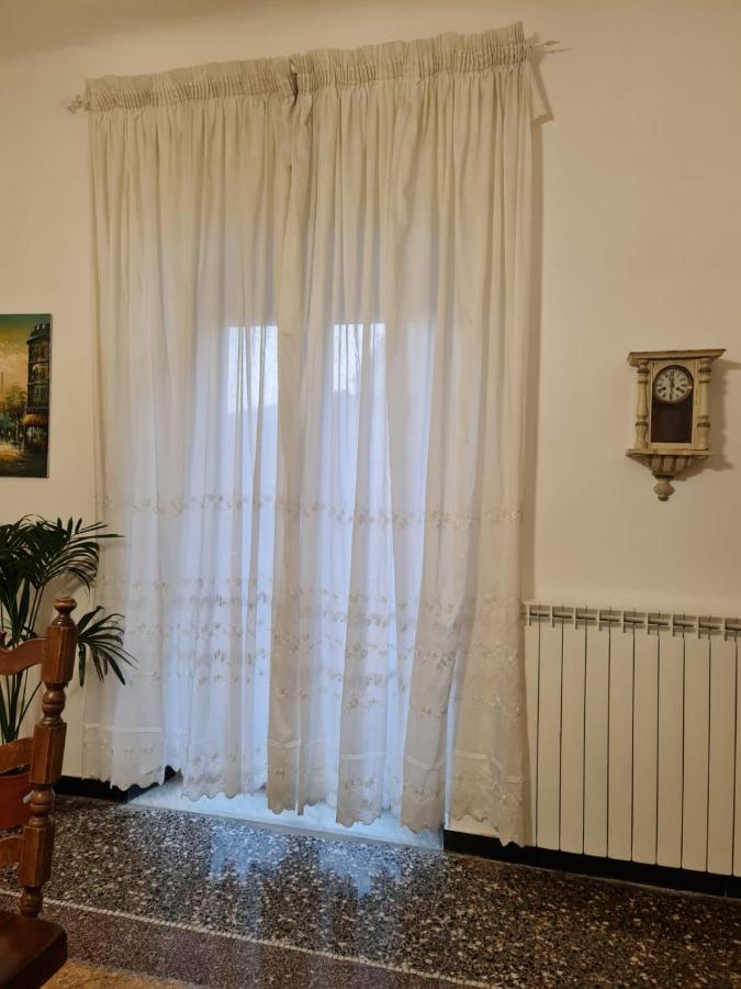 Wow Home 2 - 175 Mq - Posteggio Privato - Davanti Porto Traghetti - Fino A 10 Posti Letto - Balcone Genova Kültér fotó